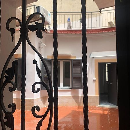 Вилла Casa Ilaria Неаполь Экстерьер фото